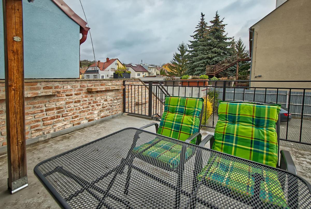 Nice Accommodation In Mikulov Exterior foto