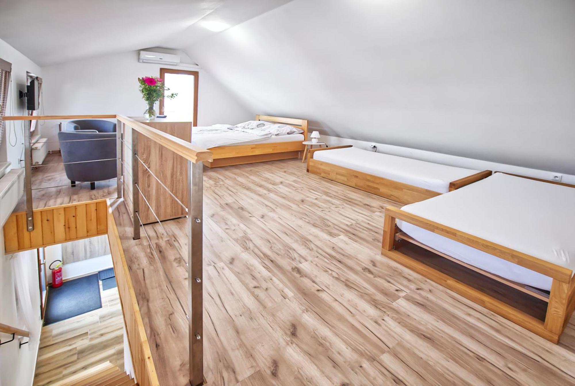Nice Accommodation In Mikulov Exterior foto
