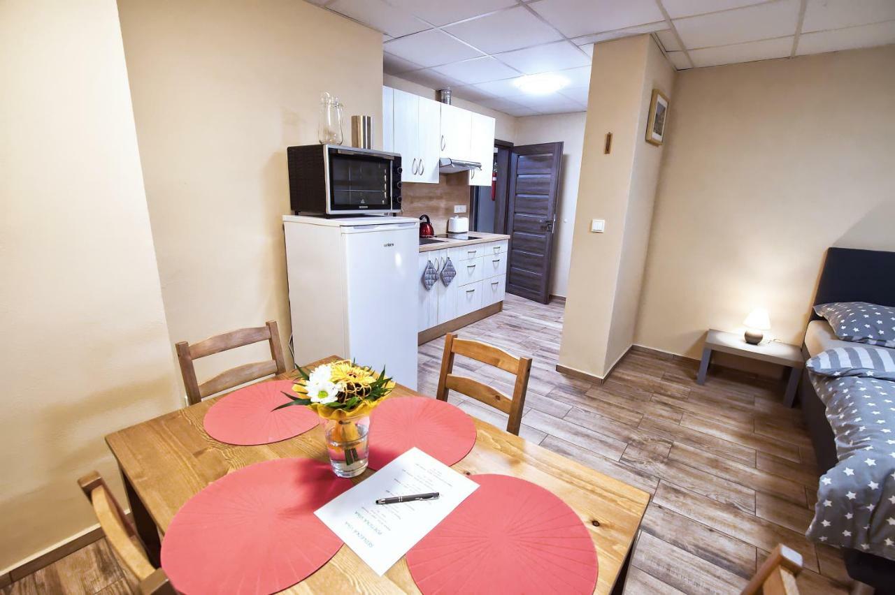 Nice Accommodation In Mikulov Exterior foto